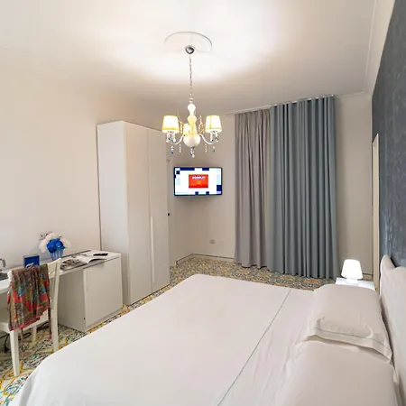 Mariarosaria Bed & Breakfast 3*