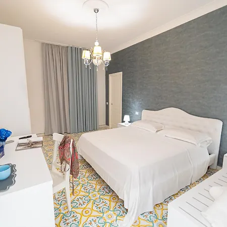 Mariarosaria Bed & Breakfast 3*